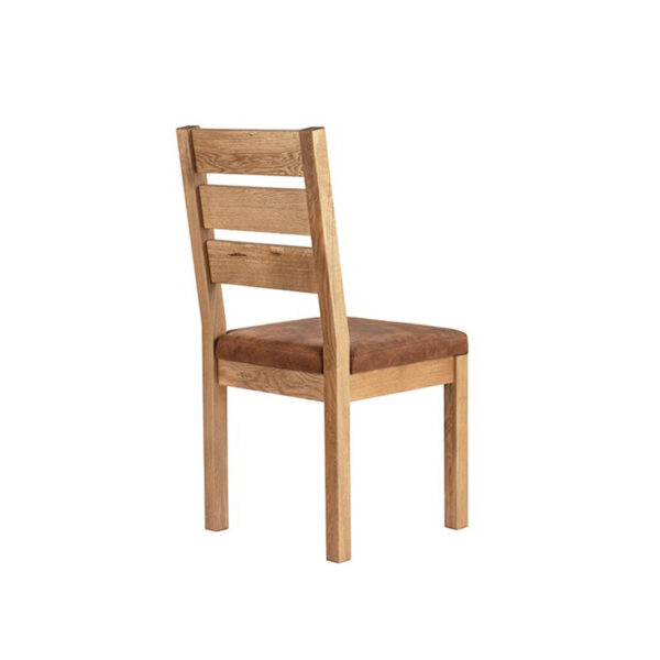 Stuhl Durham Comfort aus Massivholz Eiche 02 800 - Genießen Sie die originelle Kombination aus natürlichem Eichenholz mit einem einzigartigen Muster und einer gepolsterten Sitzfläche mit angenehmer Ton-in-Ton-Polsterung.